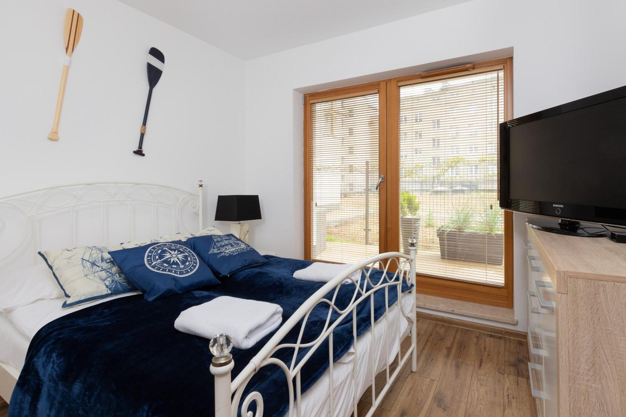 Batorego 7 Apartament With Terrace & Parking Downtown Gdynia By Renters Luaran gambar