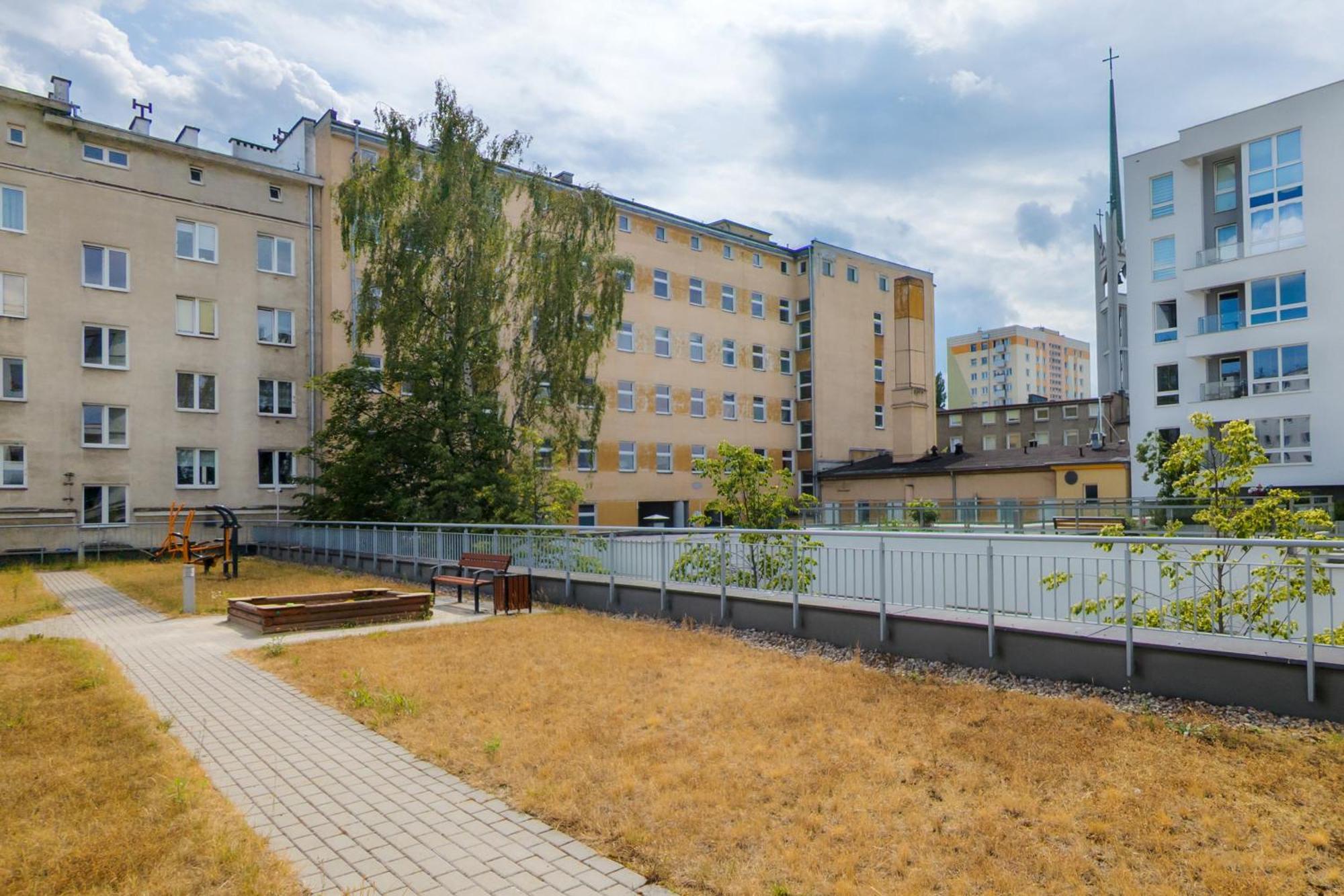 Batorego 7 Apartament With Terrace & Parking Downtown Gdynia By Renters Luaran gambar