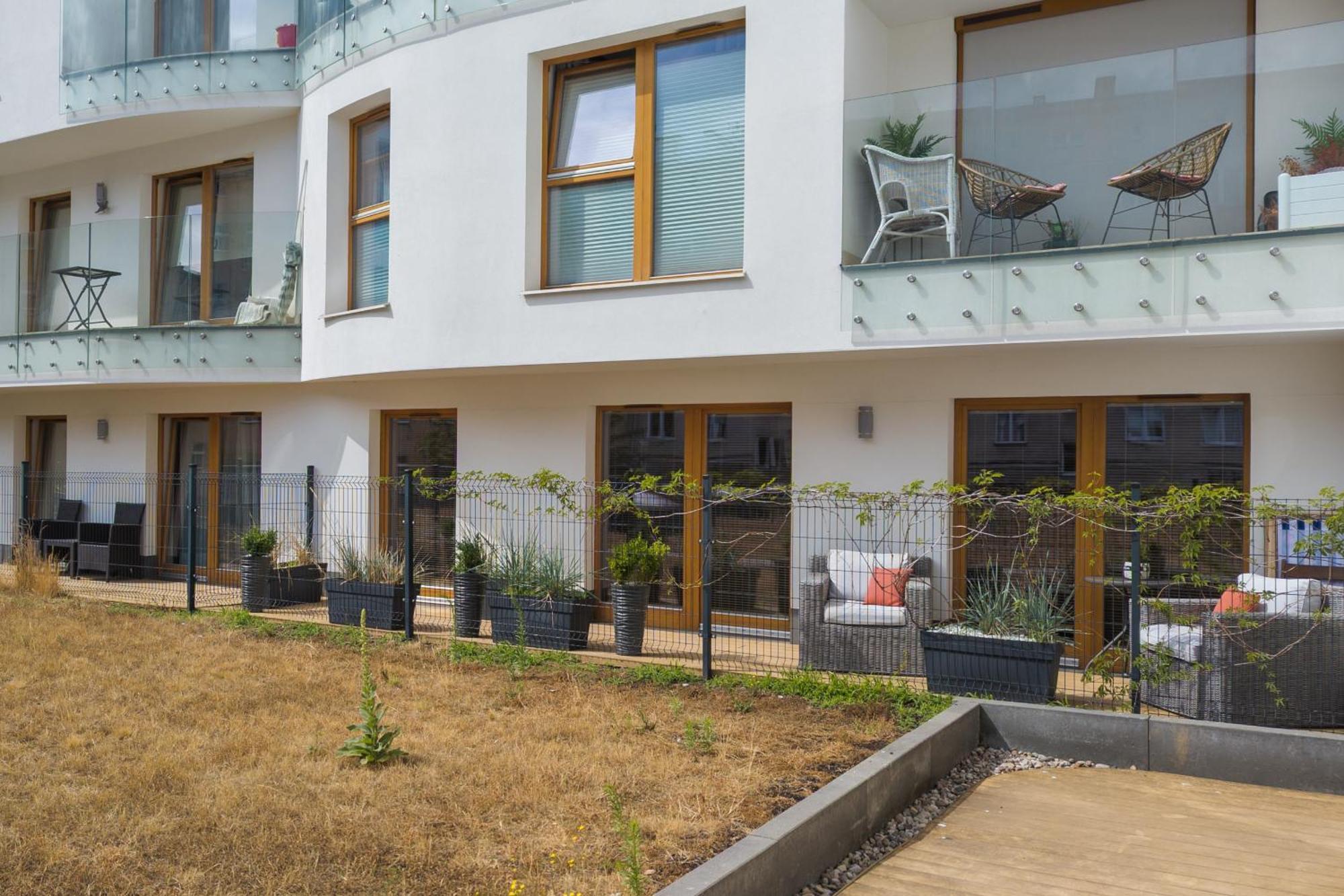 Batorego 7 Apartament With Terrace & Parking Downtown Gdynia By Renters Luaran gambar